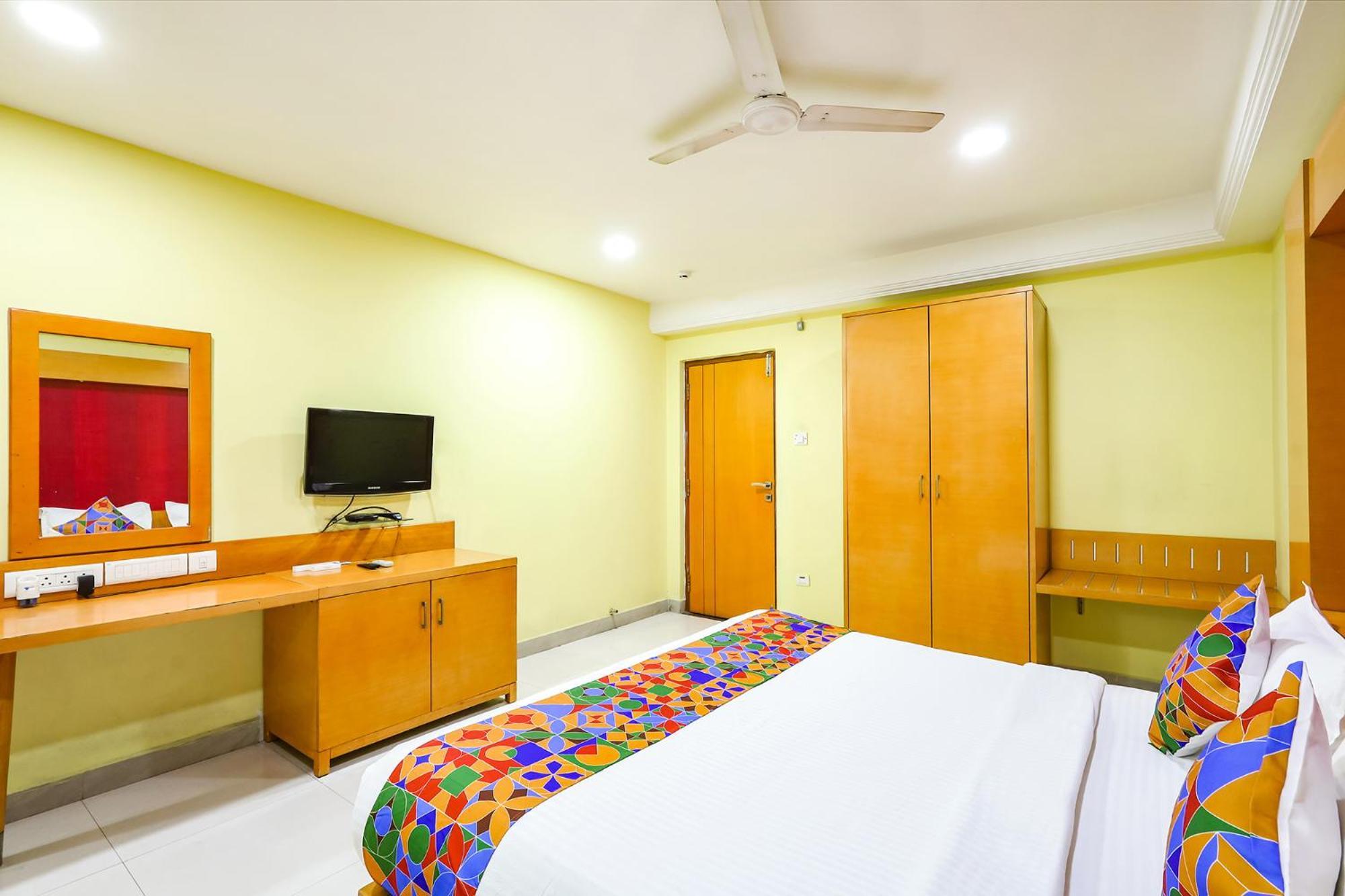 Fabhotel Prime Mahalaya Residency - Nr Chennai International Airport Exterior photo